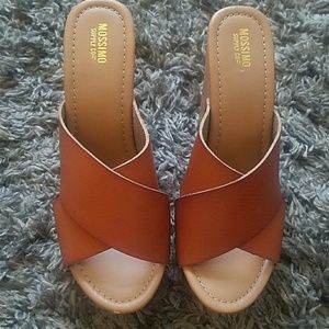 Tan wedges